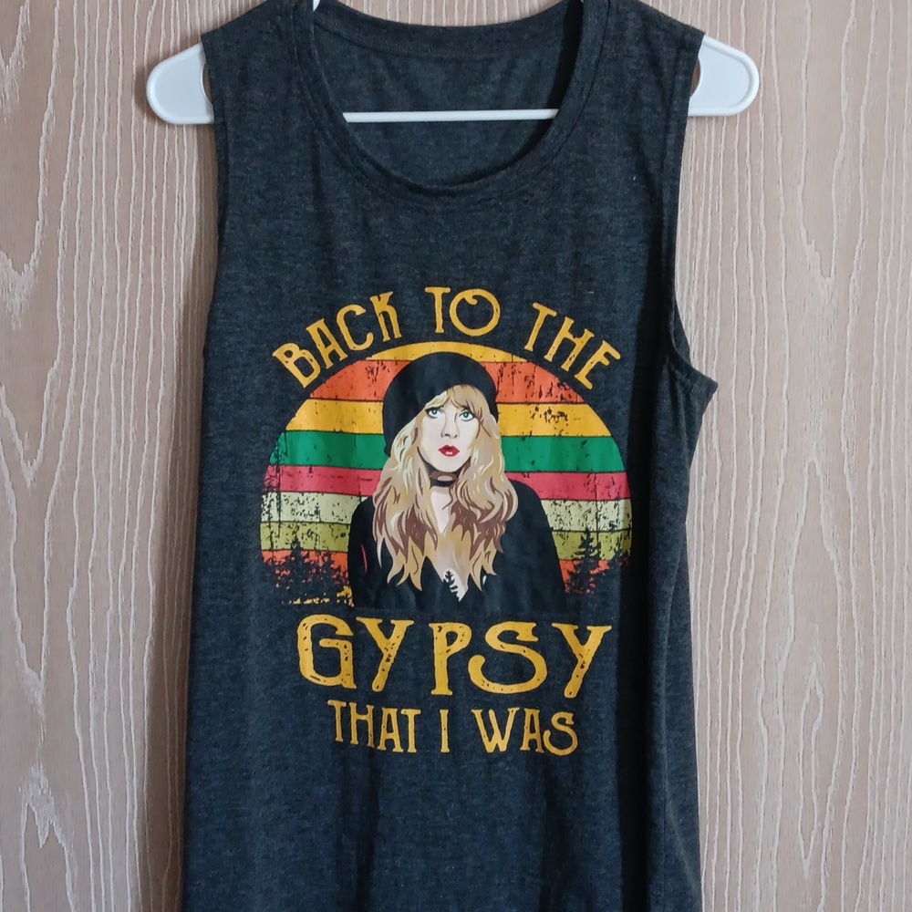 “Back to the Gypsy That I Was” Graphic Muscle Tee - Stevie Nicks Size L